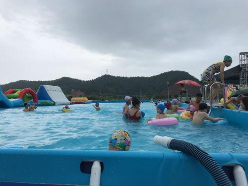 网友爆料水上乐园视频,夏日狂欢,水上乐园欢乐瞬间大揭秘 第1张 网友爆料水上乐园视频,夏日狂欢,水上乐园欢乐瞬间大揭秘 第1张